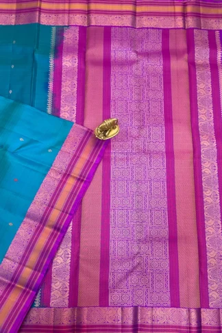 Thread weaving Kanchipuram Pure Silk